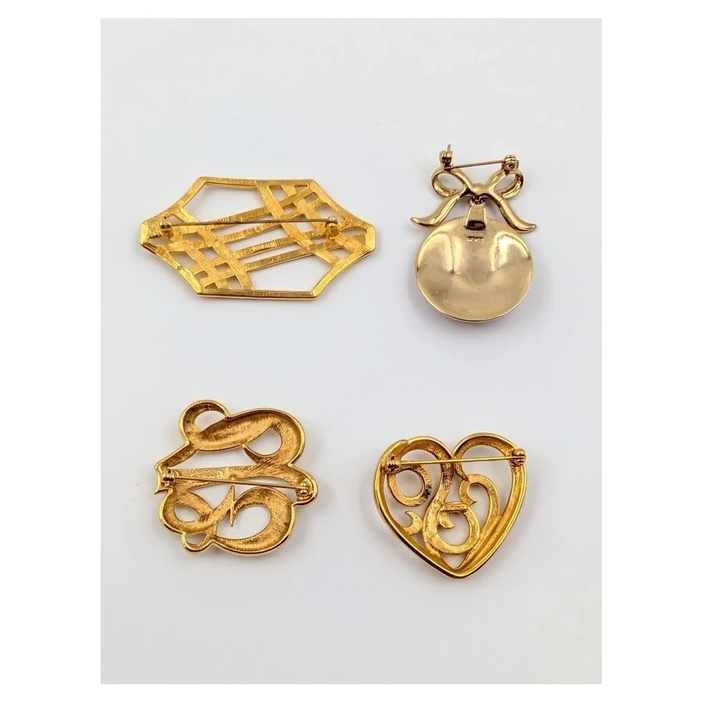 Monet Vintage Brooch Gold Tone Lot of 4 Holiday Christmas‎ Enamel Signed